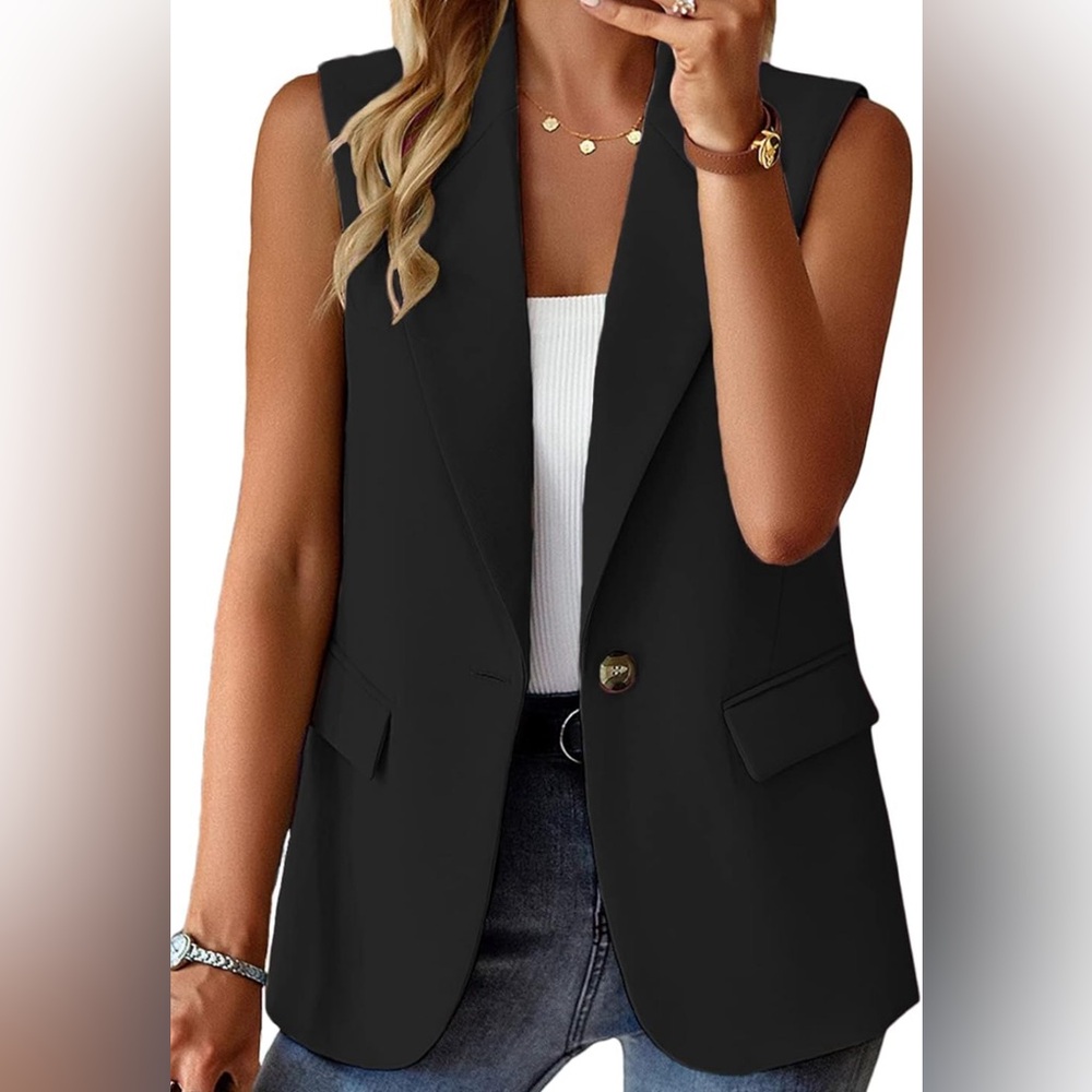 NEW in packaging- Women's Sleeveless Blazer - Size Large - Black